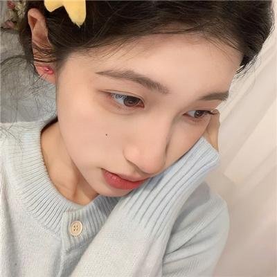 小尾巴快跟上